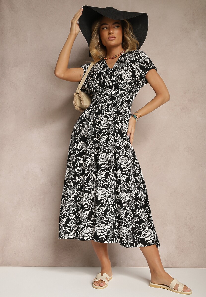 Czarna Sukienka z Bawełną i Kopertowym Dekoltem w Kwiaty Ldivisa