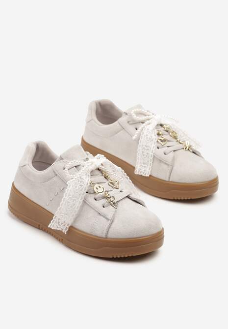 Szare Sneakersy na Niskiej Platformie z Aplikacjami i Kokardkami Divienne