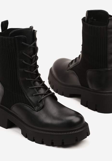 Czarne Botki Workery Ozdobione Skarpetową Cholewką Apolii