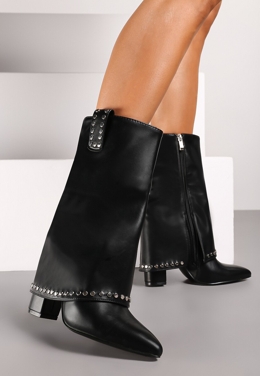 Czarne Botki na Słupku Ozdobione Nitami i Wywiniętą Cholewką Lorelianna