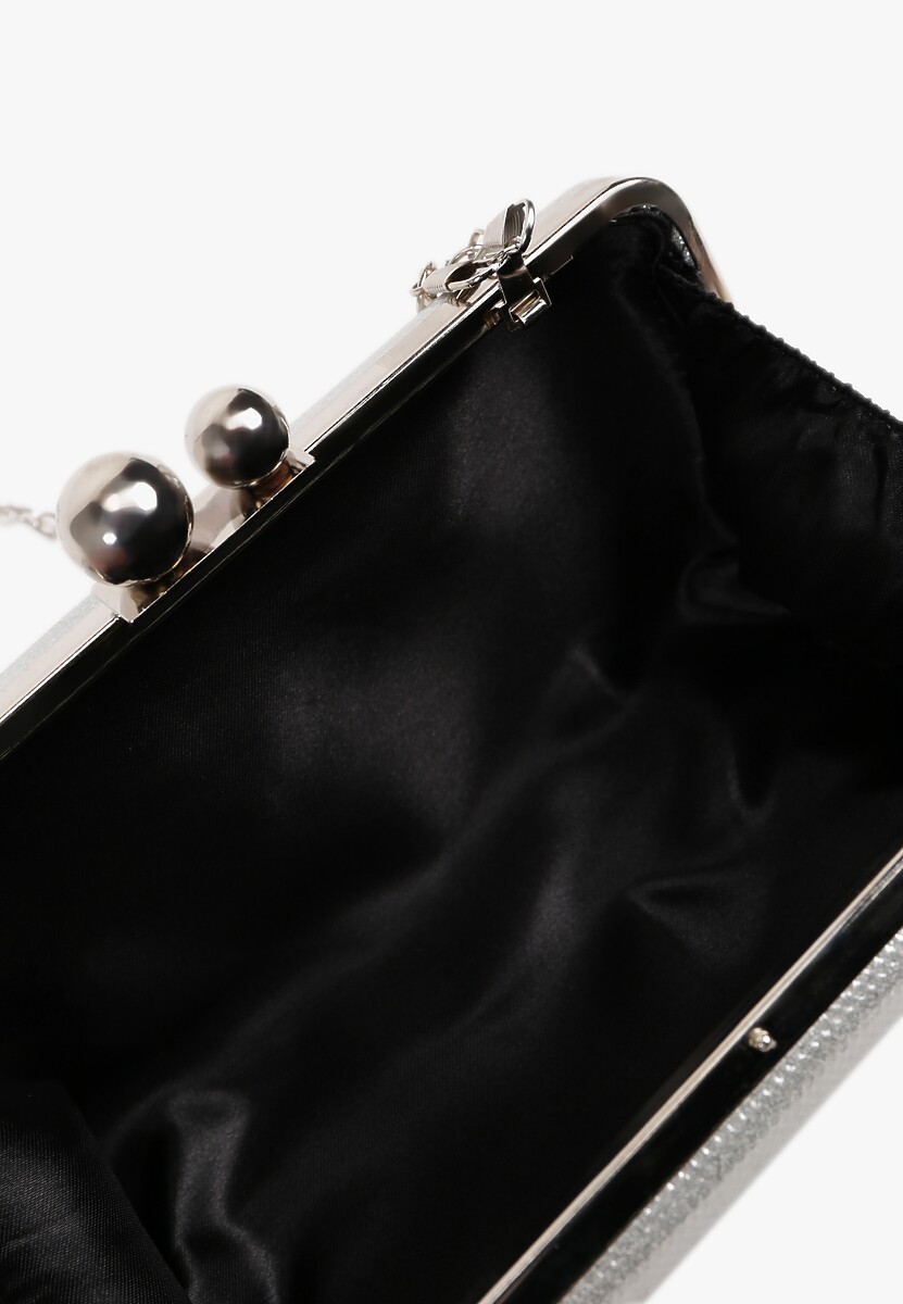 Srebrna Torebka Koktajlowa z Błyszczącego Materiału na Odpinanym Łańcuszku Solila