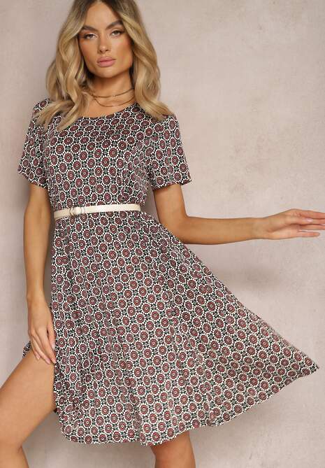 Czarno-Bordowa Rozkloszowana Sukienka w Ornamentalny Wzór z Wiskozy Oflia