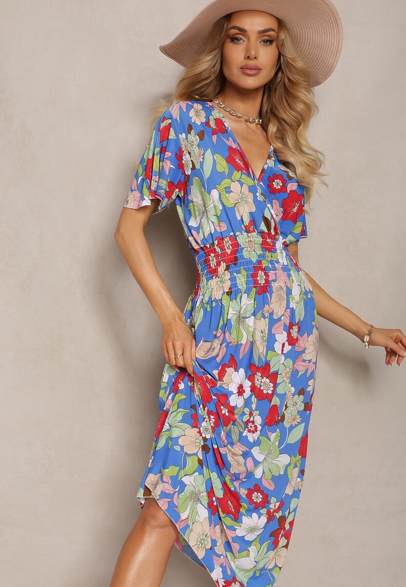 Biało-Różowa Sukienka z Gumką w Talii z Trójkątnym Dekoltem w Kwiatowy Wzór Nellvia