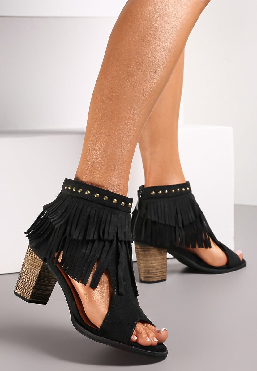 Czarne Sandały za Kostkę z Frędzlami i Ćwiekami Inayat