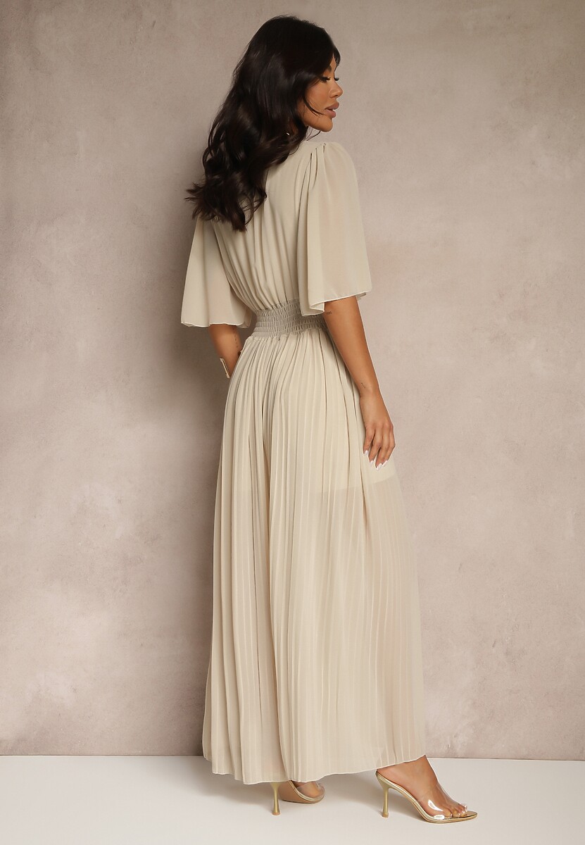 Beżowy Kombinezon z Kopertowym Dekoltem i Gumką w Pasie Zdobiony Plisami Amadle