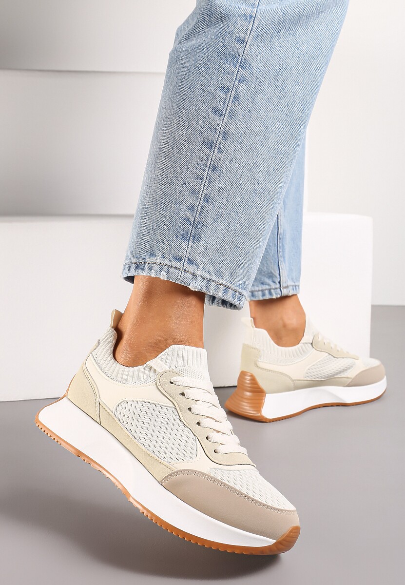 Beżowe Sneakersy ze Skarpetkową Cholewką i Ozdobnym Sznurowaniem na Grubej Podeszwie Pirtia