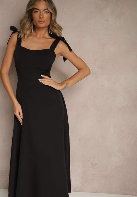 Czarna Sukienka z Wiskozą o Rozkloszowanym Kroju z Wiązaniem Nilafeia