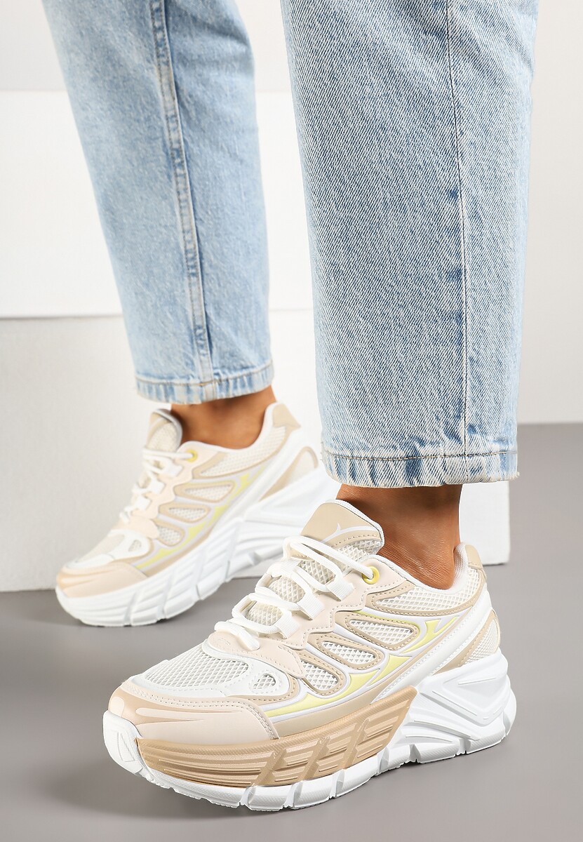 Beżowe Sneakersy Streetwearowe na Tłoczonej Platformie Tertewia