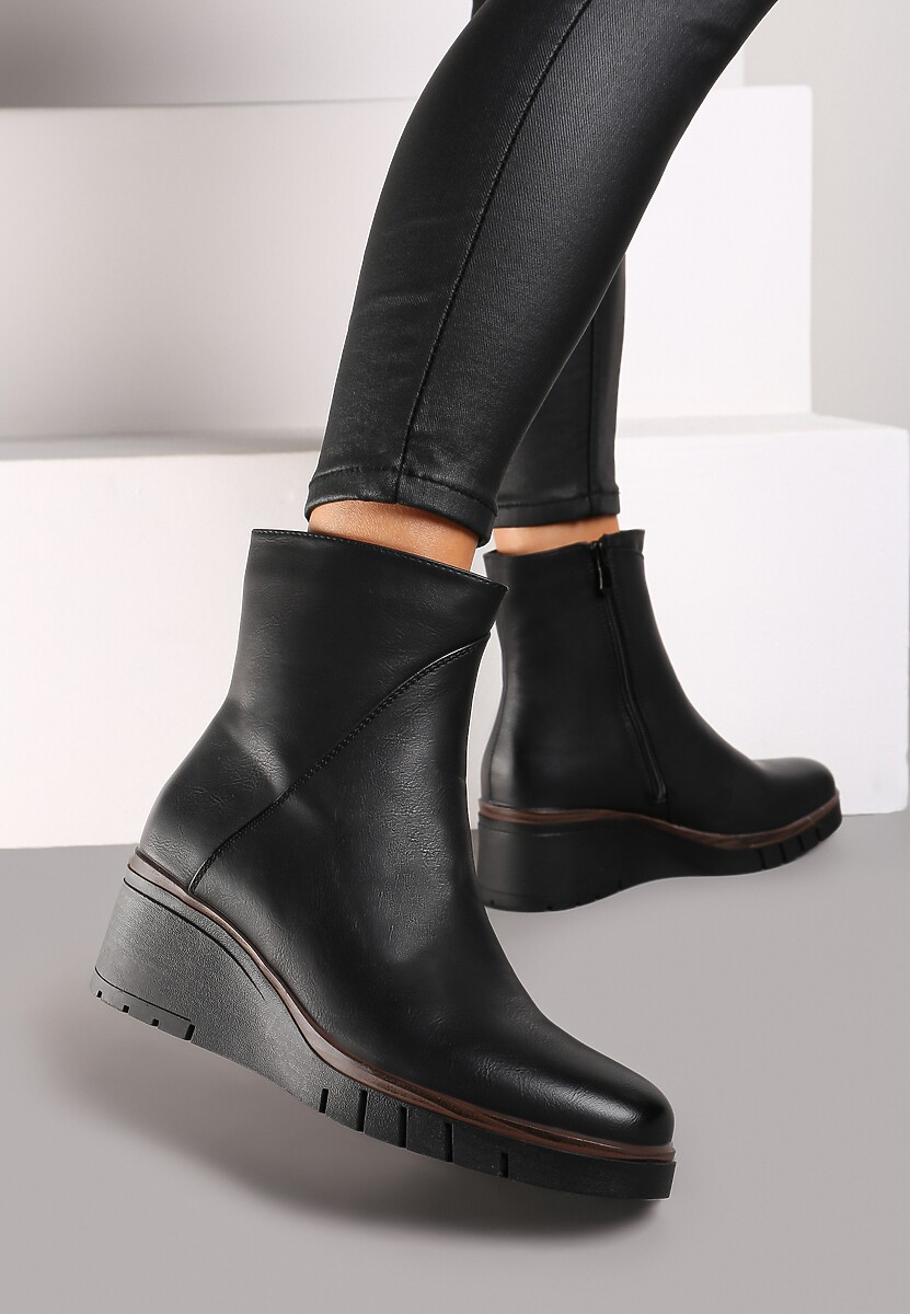 Czarne Casualowe Botki na Koturnie z Lekkim Ociepleniem Veriseli