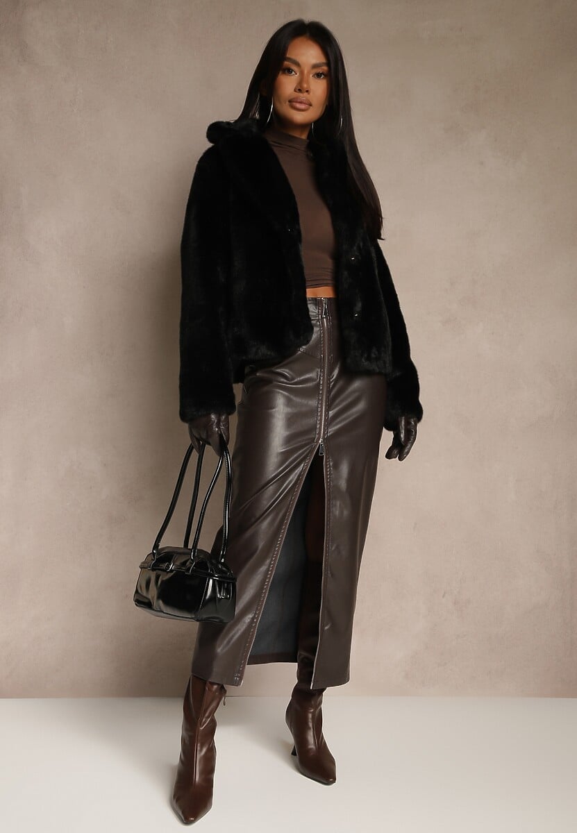 Czarna Elegancka Kurtka Futerko o Krótkim Kroju z Kołnierzem Girivine