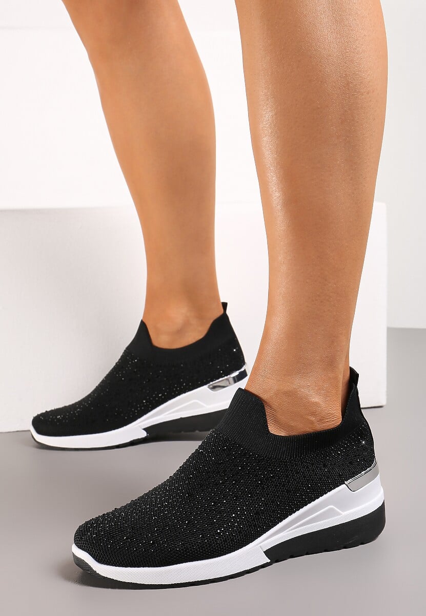 Czarne Wsuwane Sneakersy z Cyrkoniami na Koturnie Tireva