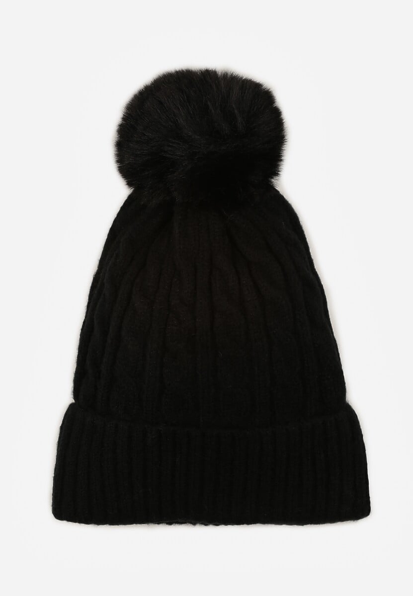 Czarna Czapka z Pomponem Zdobiona Warkoczowym Splotem Vetizare