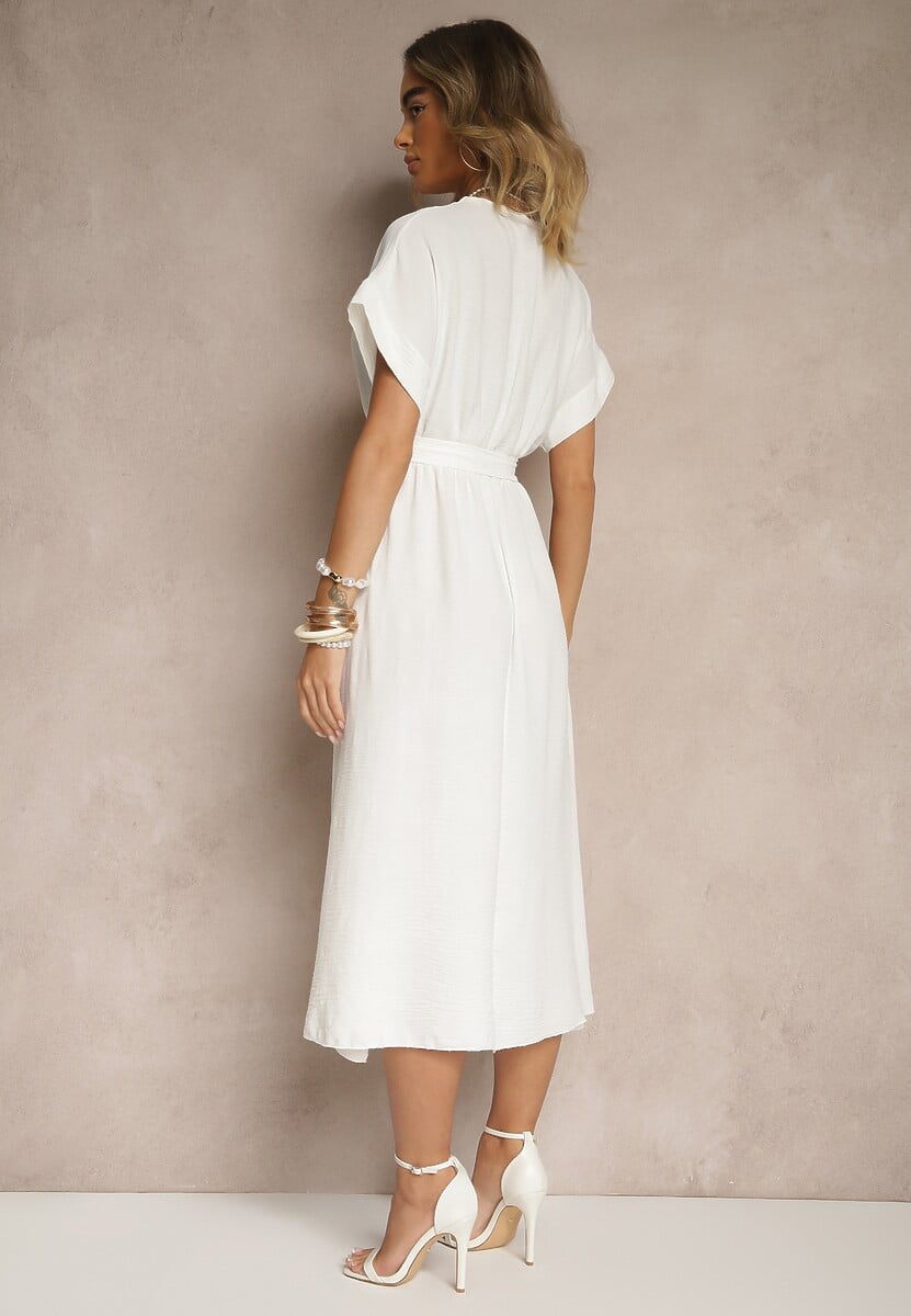 Biała Rozkloszowana Sukienka z Gumką w Talii i Wiązaniem Sepenira