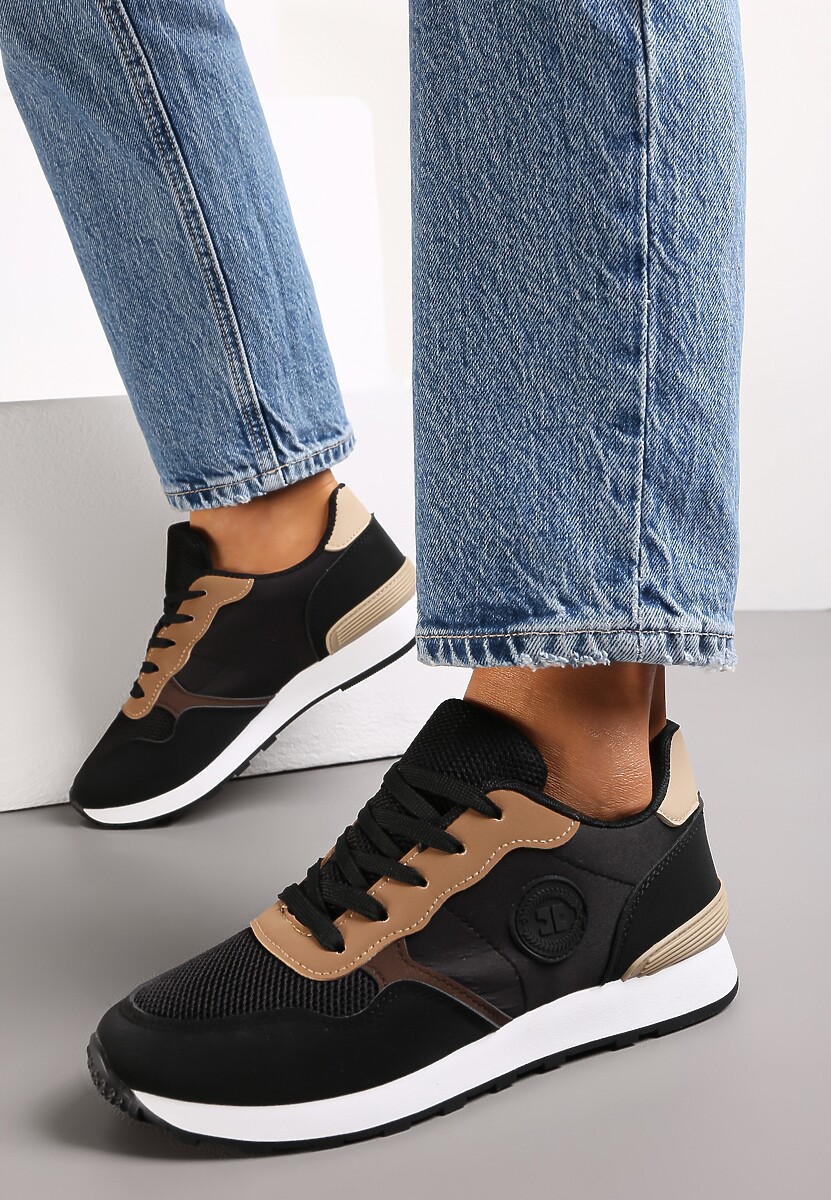 Czarne Sneakersy ze Sznurowaniem na Płaskiej Podeszwie Apotasia