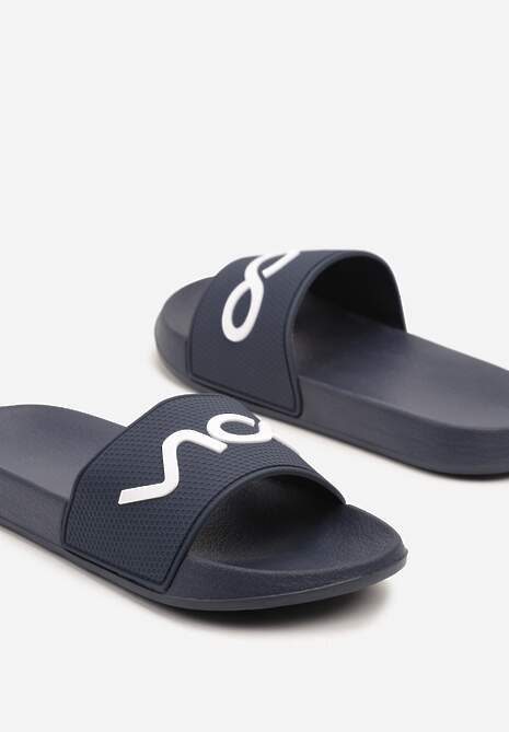 Granatowe Klapki z Ozdobnym Napisem Desilia