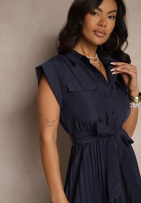 Granatowa Sukienka Plisowana z Bawełną Ozdobiona Paskiem Lirabelle