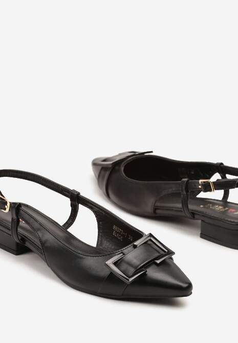 Czarne Sandały Typu Slingback Ozdobione Klamrą Zelfia