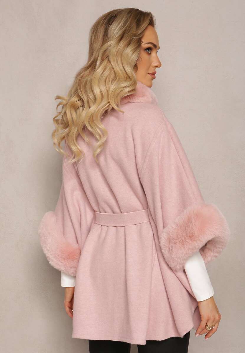 Różowy Płaszcz Ponczo z Wiskozy z Paskiem i Futerkiem Roymessa