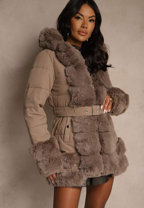 Ciemnobeżowa Kurtka o Taliowanym Kroju z Paskiem Kapturem i Futerkiem Ranalia