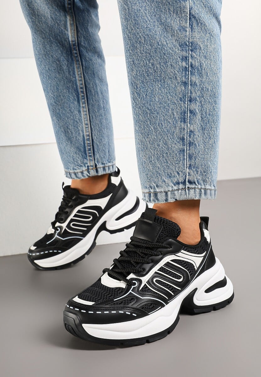 Czarne Sneakersy na Platformie z Tłoczeniem z Geometrycznym Motywem Delothiel