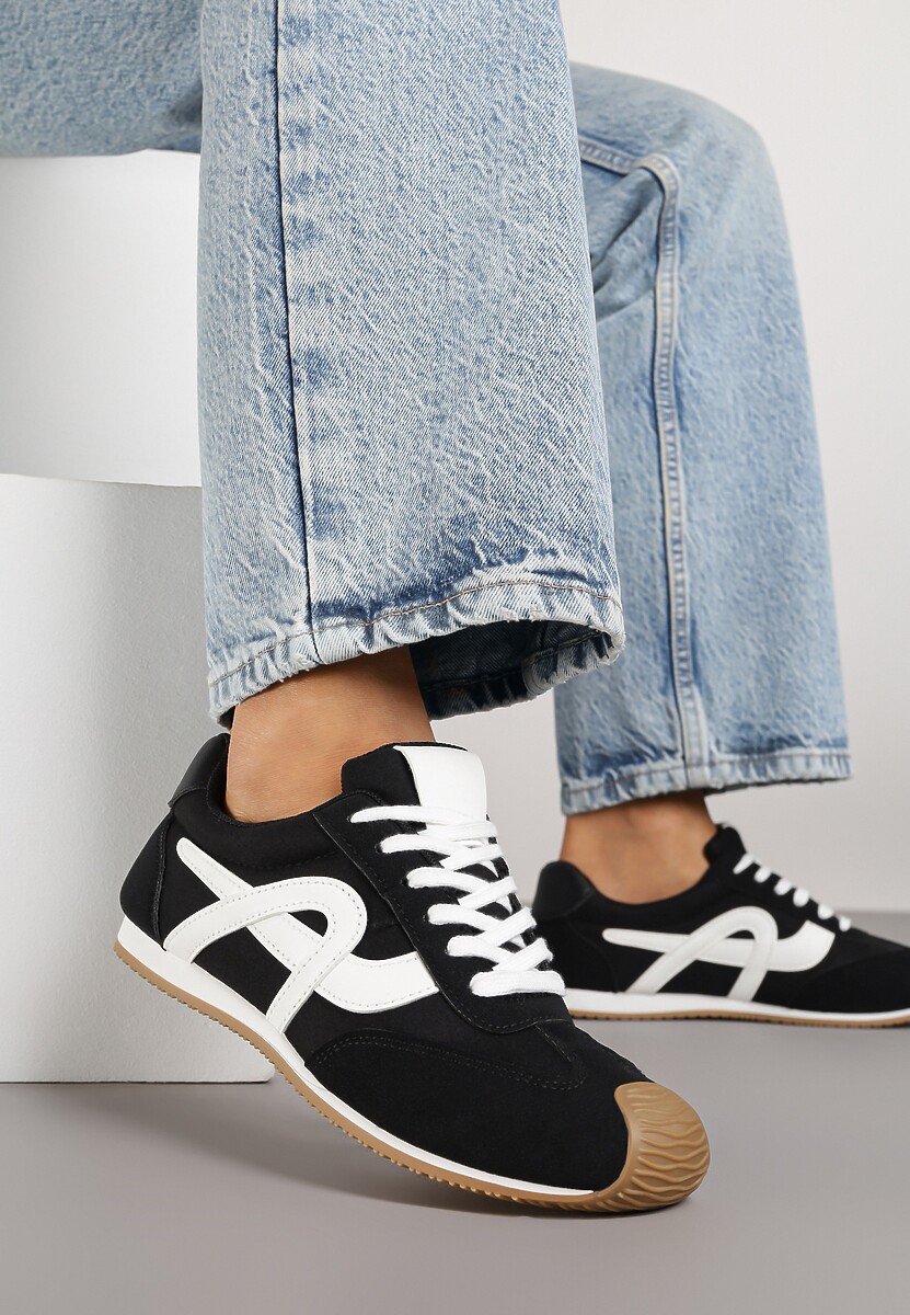 Brązowo-Białe Sneakersy z Geometrycznym Wzorem Arnenta