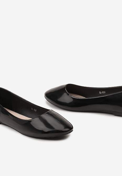 Czarne Balerinki z Lakierowanym Połyskiem i Wkładką ze Skóry Naturalnej Taqua