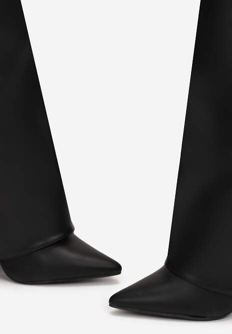 Czarne Kozaki z Szeroką Cholewką i Szpiczastym Noskiem Sumehra