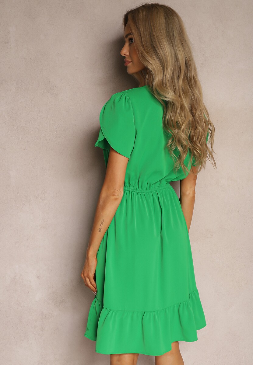 Zielona Sukienka z Gumką w Talii i Falbankami o Rozkloszowanym Fasonie Xelimia
