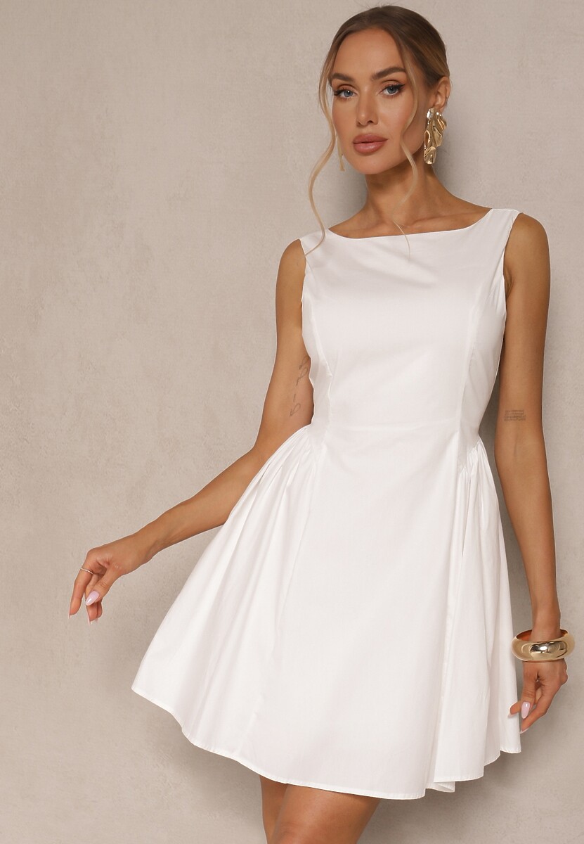 Biała Sukienka z Bawełny o Rozkloszowanym Kroju Lavimena