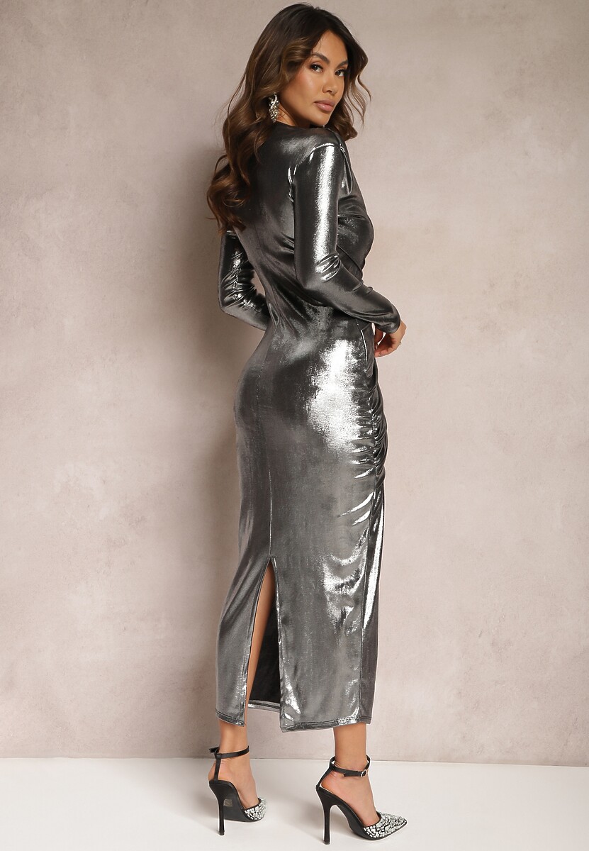 Srebrna Sukienka Maxi z Metalicznej Nici z Drapowaniem i Rozcięciem Mistara