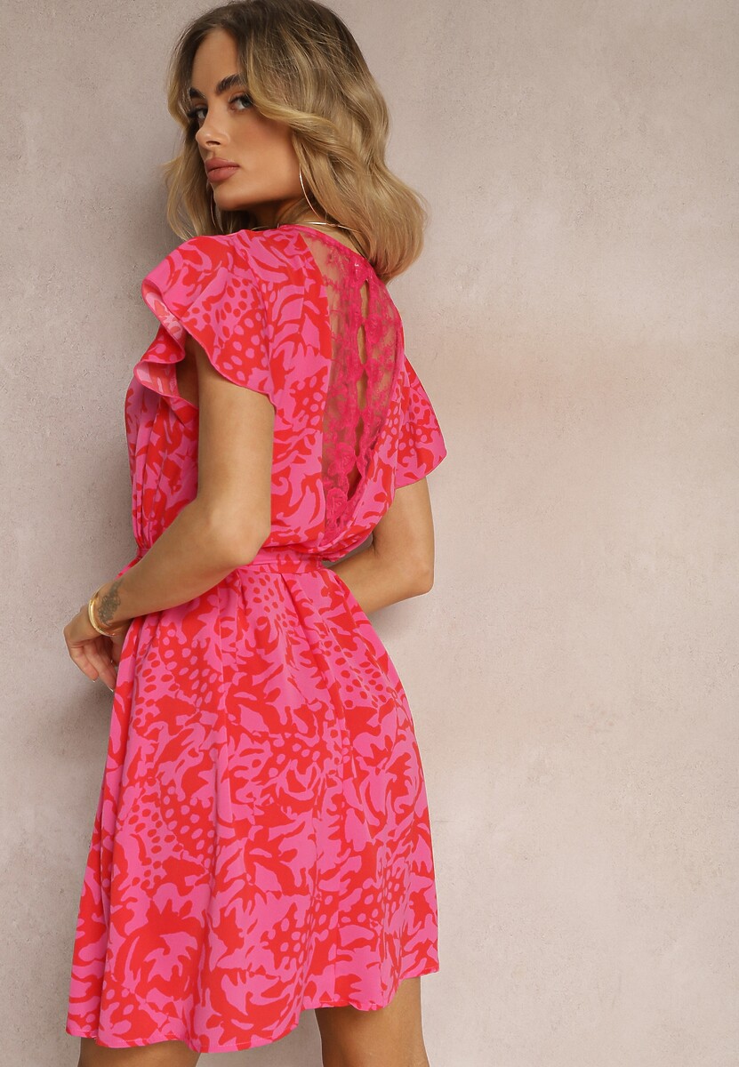 Fuksjowa Sukienka z Dekoltem z Siateczką z Krótkim Rękawem i Materiałowym Paskiem Mleasa