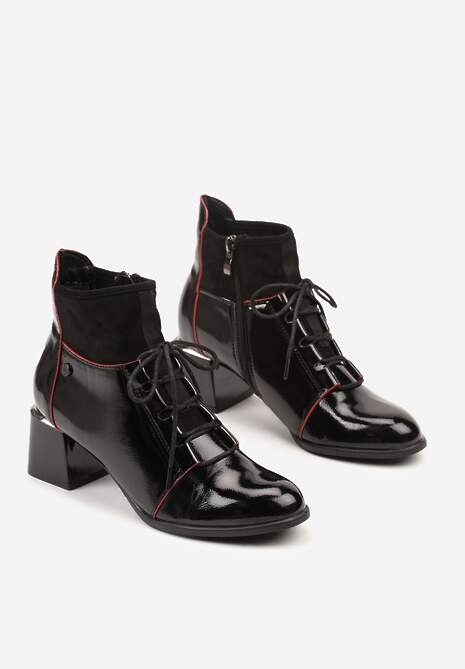 Czarne Botki Lakierowane Vices Typu Trzewiki na Słupku z Ozdobnymi Przeszyciami Nisatte