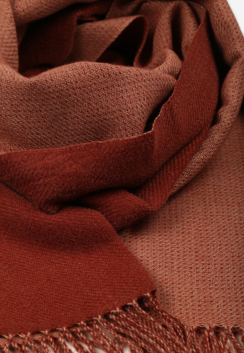 Bordowy Szalik z Bawełny i Wiskozy o Klasycznym Fasonie z Frędzlami Vetirosa