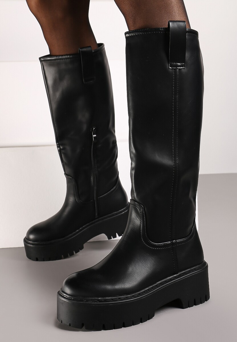 Czarne Minimalistyczne Kozaki na Platformie Kelieska