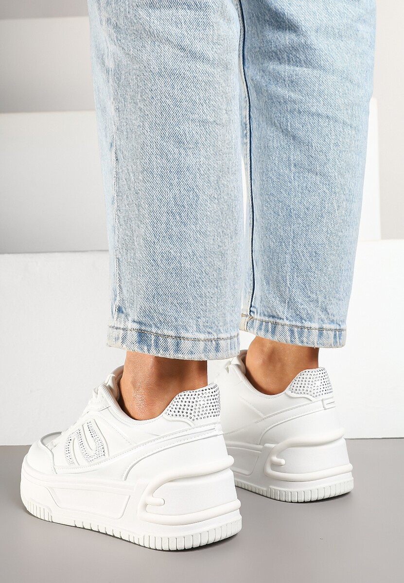 Białe Sneakersy na Platformie z Geometrycznym Motywem Zolsemi