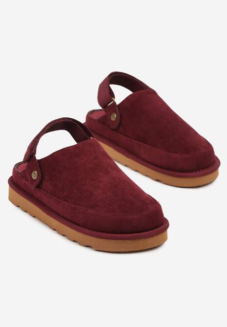 Bordowe Klapki w Stylu Chodaków z Paskiem Podtrzymującym Piętę Firgis