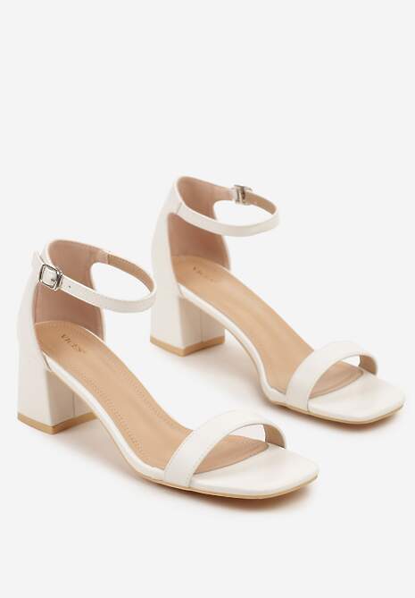 Białe Sandały Vices na Słupku z Kwadratowym Noskiem Galamia