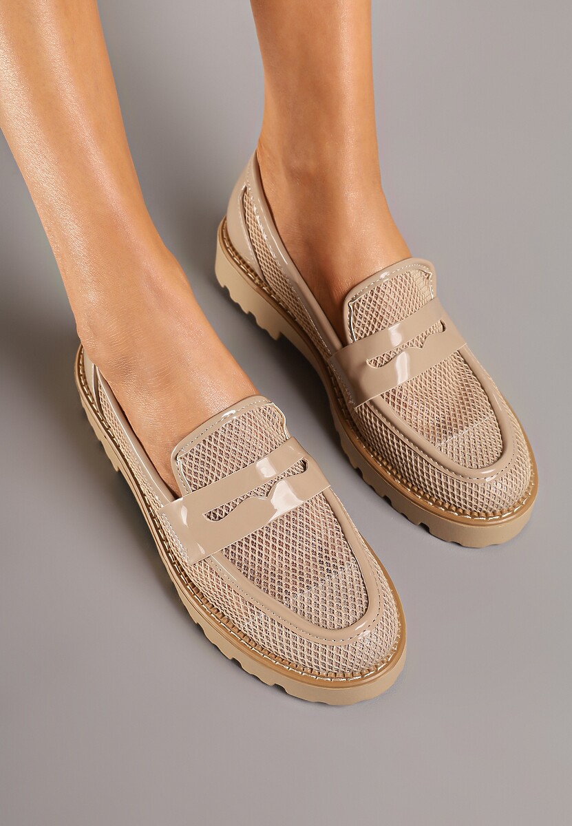 Ciemnobeżowe Siateczkowe Mokasyny Lakierowane na Płaskiej Podeszwie Rihanne