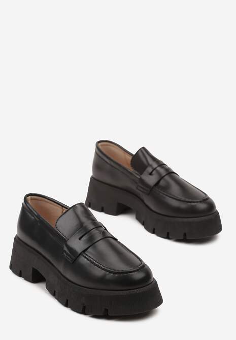 Czarne Mokasyny na Tłoczonej Platformie Resilira