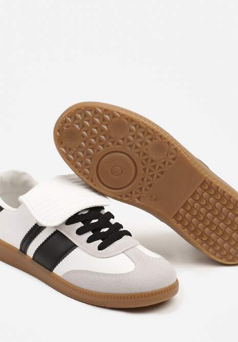 Biało-Czarne Sneakersy w Stylu Tenisówek z Wywinięciem Aveloren