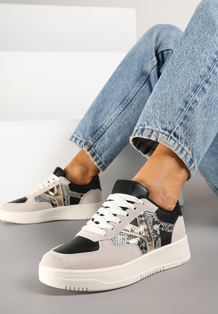 Czarno-Beżowe Sneakersy Zdobione Metaliczną Aplikacją i Imitacją Skóry Węża Sarivane