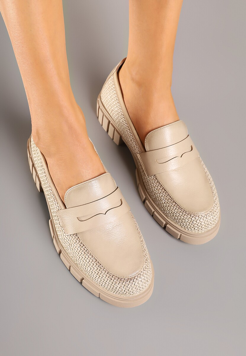 Beżowe Mokasyny z Plecioną Cholewką Halessea