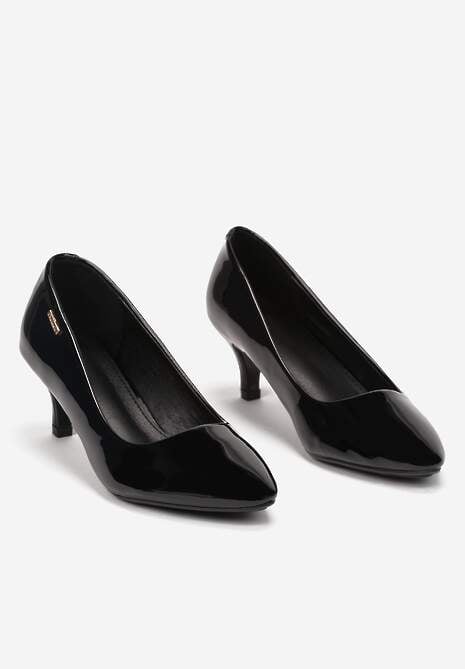 Czarne Czółenka Ironice