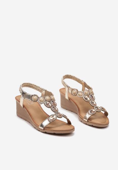 Złote Wsuwane Sandały z Cyrkoniami na Niewysokim Koturnie Effinae