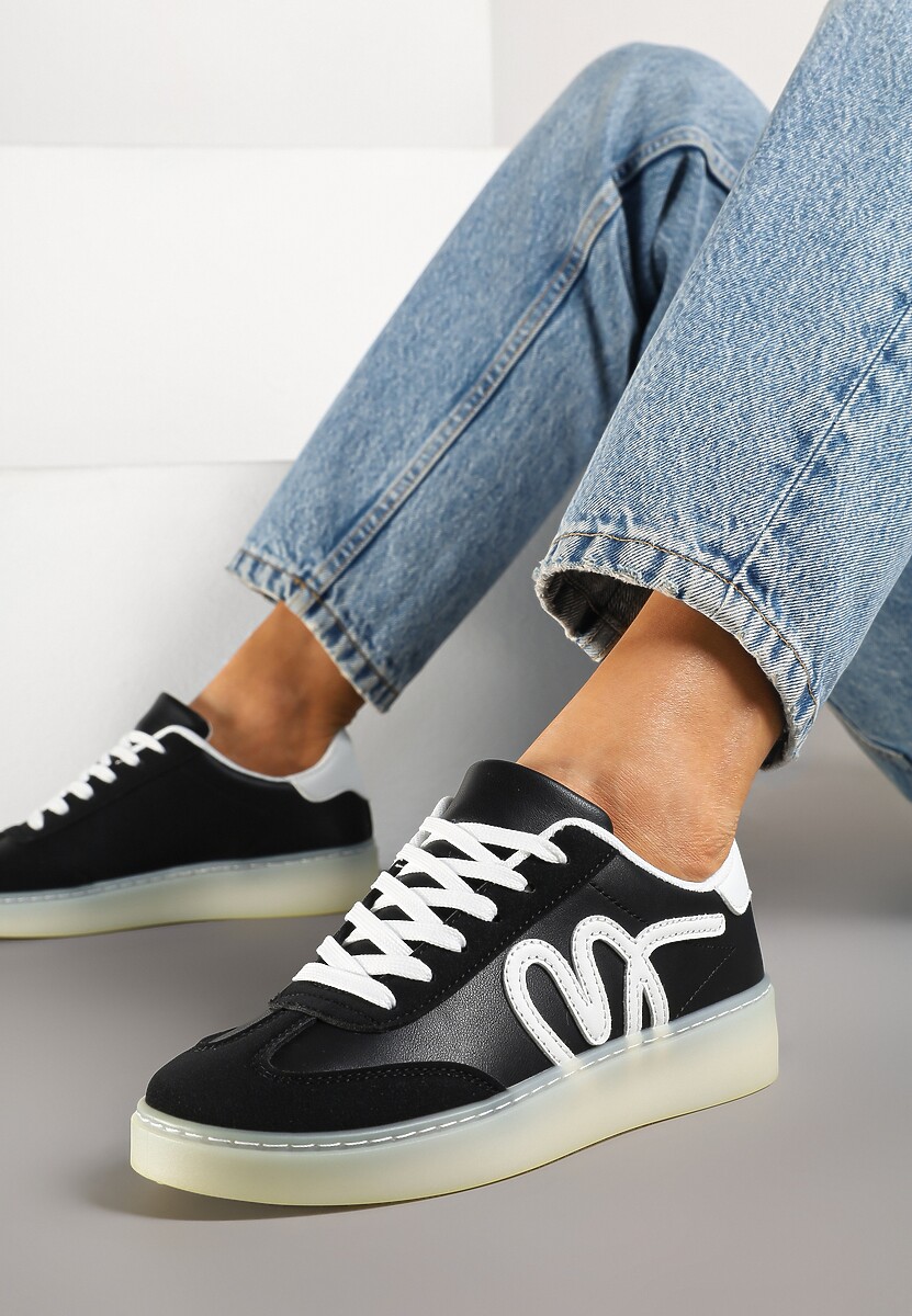 Czarne Sneakersy Kultowe Tenisówki Zdobione Abstrakcyjną Aplikacją Fendiva