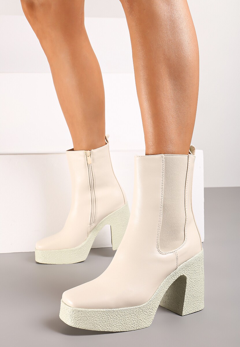Beżowe Botki Sztyblety na Platformie i Obcasie Ozdobione Kwadratowym Noskiem Labirra