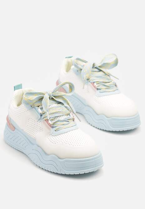 Biało-Niebieskie Sneakersy z Tłoczoną Platformą Xilanne