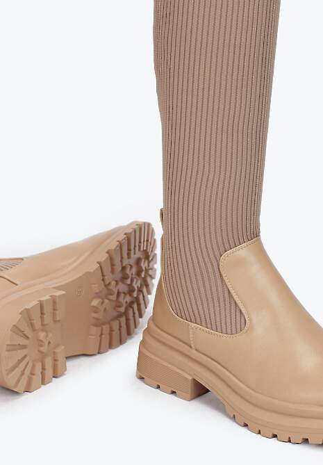 Beżowe Kozaki z Elastyczną Prążkowaną Cholewką za Kolano Goisee
