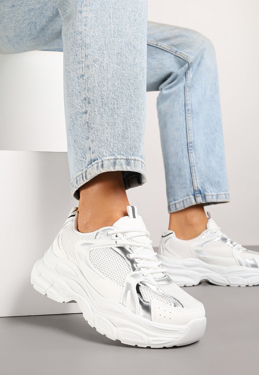 Biało-Srebrne Sneakersy Vices na Platformie Ozdobione Tłoczeniem Natiselle