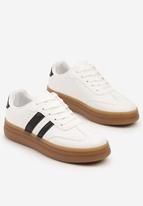 Białe Sneakersy Tenisówki Ozdobione Paskami i Perforacją Jenadira